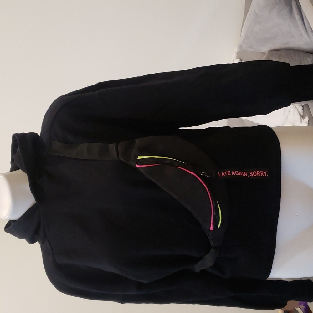 Zara Hooded sweatshirt